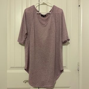 L&B. Tunic Top. Large.
